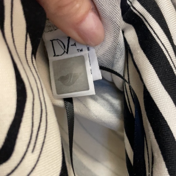 NWOT DVF silk dress - Picture 3 of 5